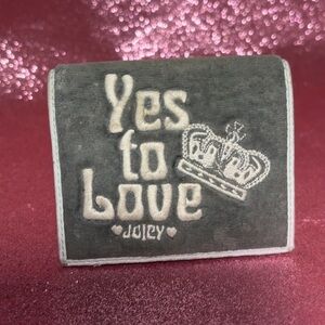 Vintage juicy couture wallet excellent condition say yes to love!